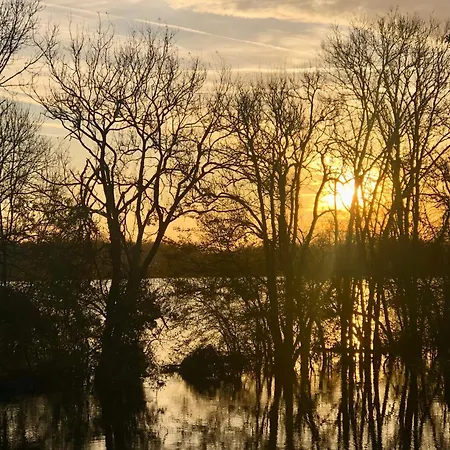 L'heure Bleue Bed and breakfast