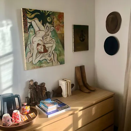 L'heure Bleue Bed and Breakfast 3*